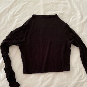 Black cropped long sleeve